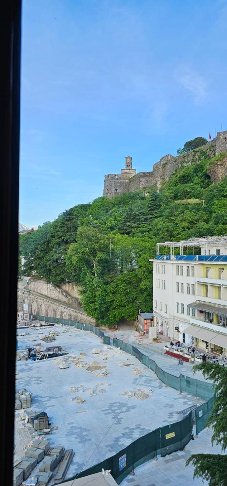 Hotel Sofra Gjirokastër Buitenkant foto