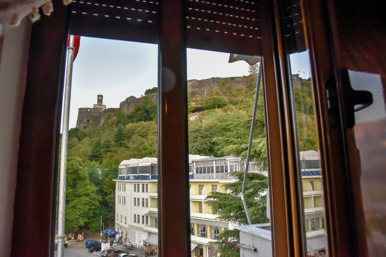 Hotel Sofra Gjirokastër Buitenkant foto