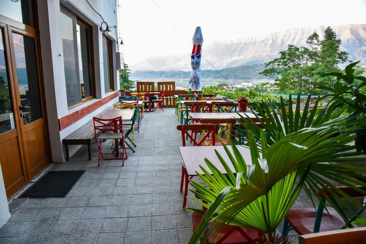 Hotel Sofra Gjirokastër Buitenkant foto