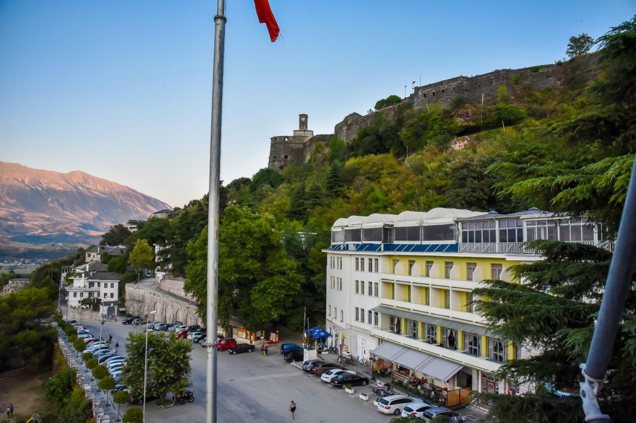 Hotel Sofra Gjirokastër Buitenkant foto